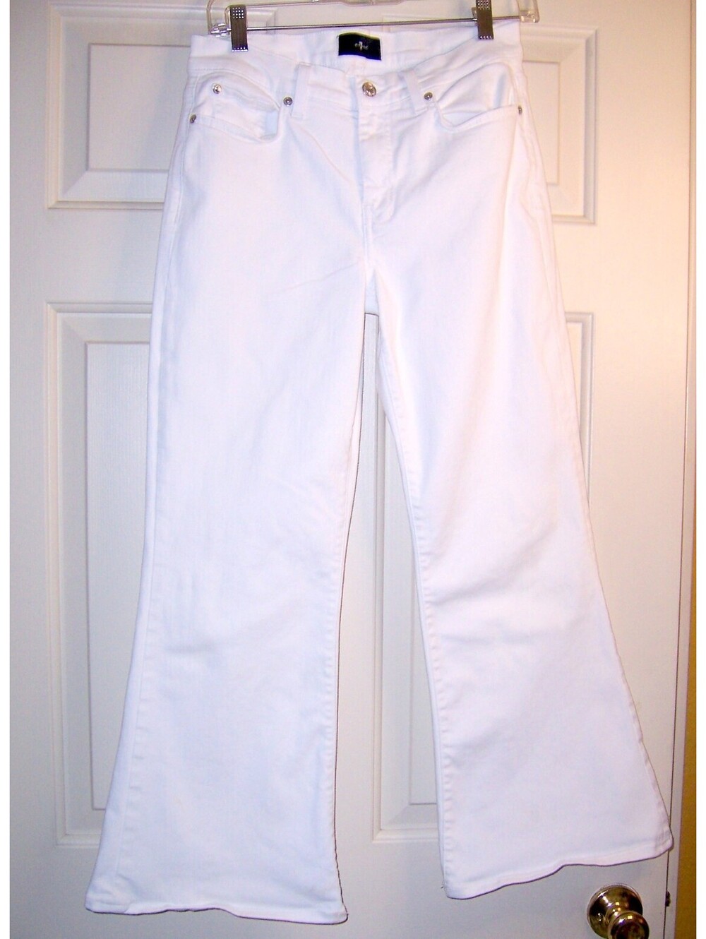 7 For All Mankind Cropped Dojo Casablanca White Jeans - 29"